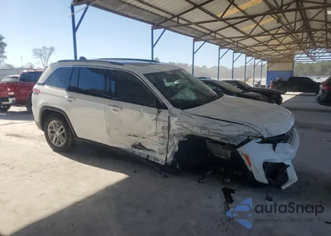 2023 Jeep Grand Cherokee Laredo from USA, damaged, VIN 1C4RJHAG8PC548836